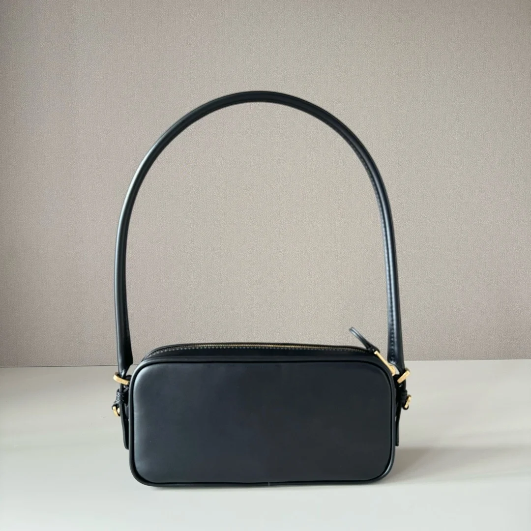 

2025 Autumn Winter New Retro Genuine Leather Handbag Shoulder Crossbody Underarm Bag Fashion Versatile