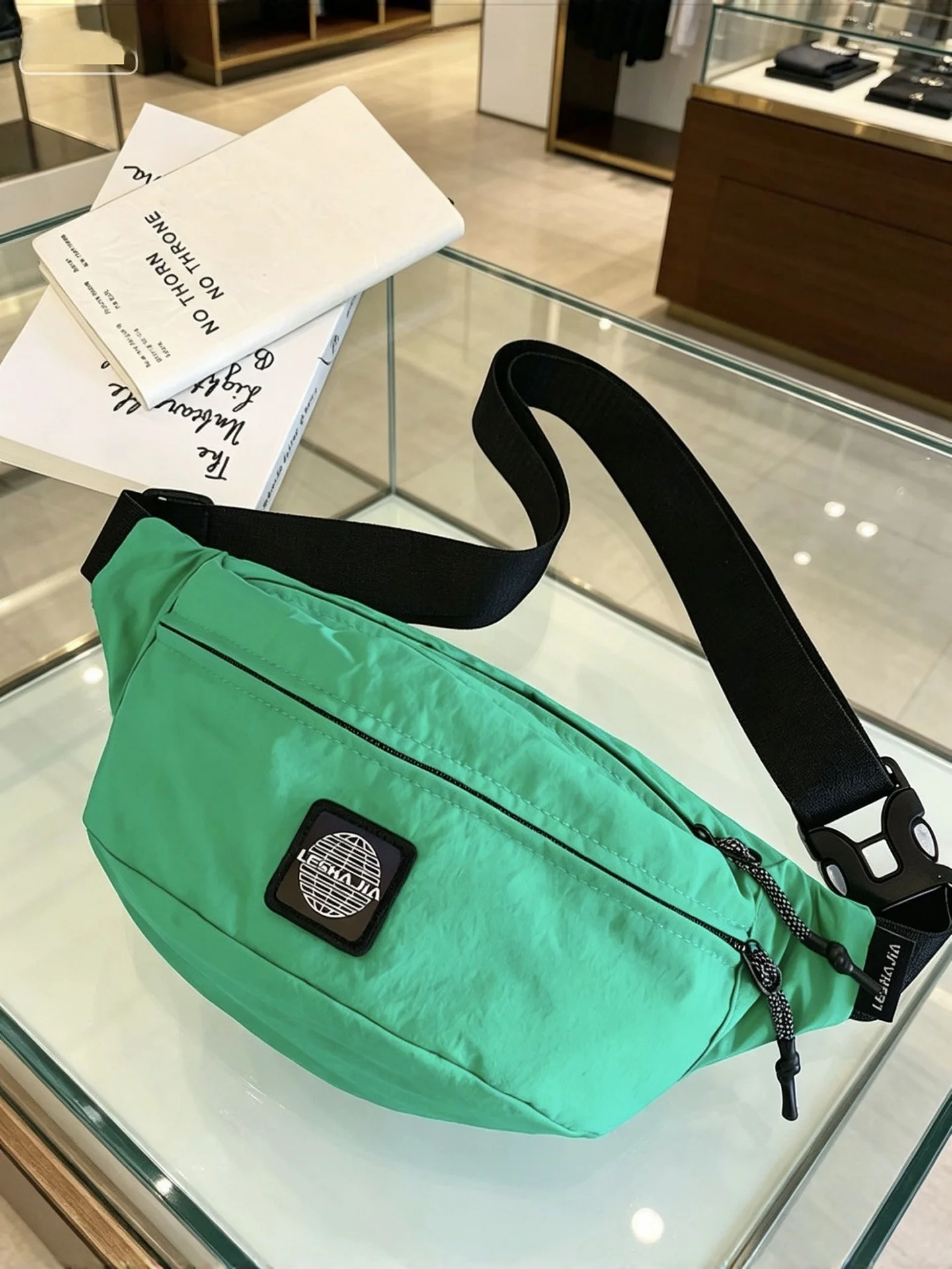 bhj-cycling-crossbody-bag-unisex-sporty-casual-portable-single-shoulder-bag-leisure-small-bag-nylon-material-zipper-closure