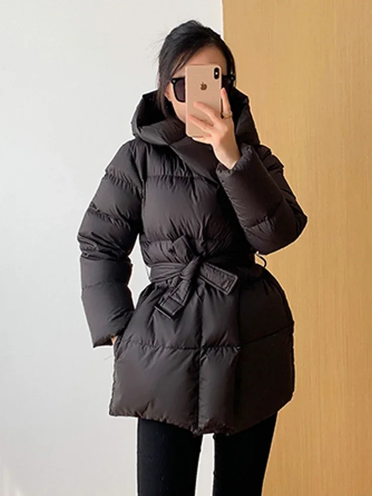 2024 Winter Women\'s Down Jackets Ultra Light Warm Cusual Coat Female Puffer Jacket With Belt Plus Size Hooded Short Parka