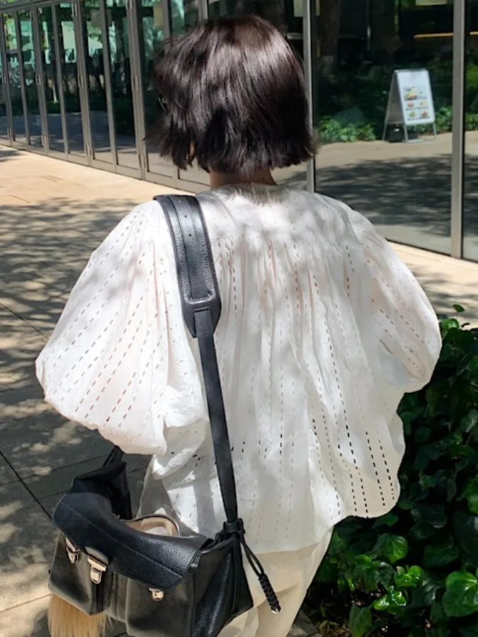 

Women's Summer Faionable Chic Loose Hollow out irt Ele Personali Casual Versatile White irt for Young Women