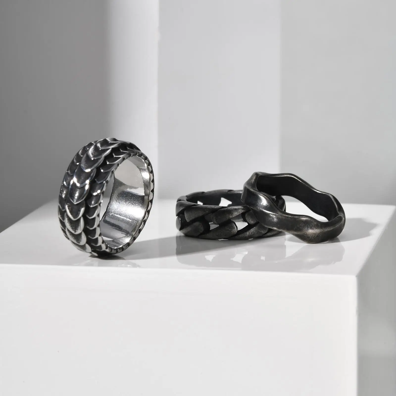 Vnox Retro Grey Stainless Steel Rings for Men Boys, Punk Rock Male Finger Bands Jewelry, Vintage Party Anniversary Gifts for Him