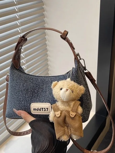 Fashionable Dumpling Shaped Crossbody Bag Women's Casual Versatile Handbag Soft Leather Shoulder Strap Detachable Zipper Closure