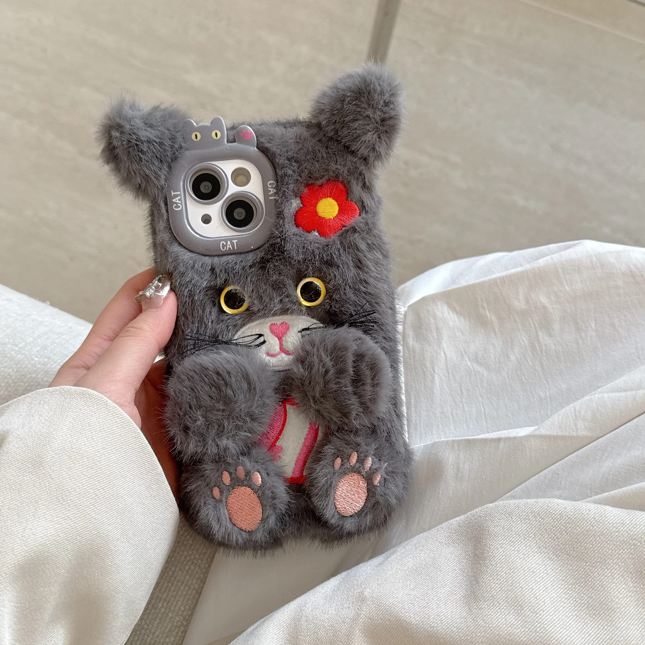 

Cute Flower Cat Plush Phone Case Autumn Winter Warm Couple Phone Accessories for iPhone 16 15 14 13 12 11 Pro Max