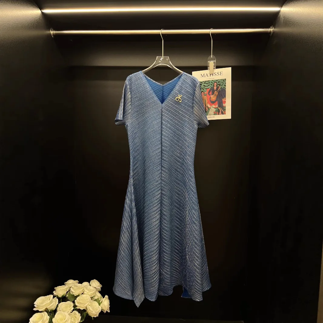 ALSEY 三宅 V ネック無地半袖プリーツ女性のドレス 2025 夏の新ファッションカジュアル多用途デザインスカート