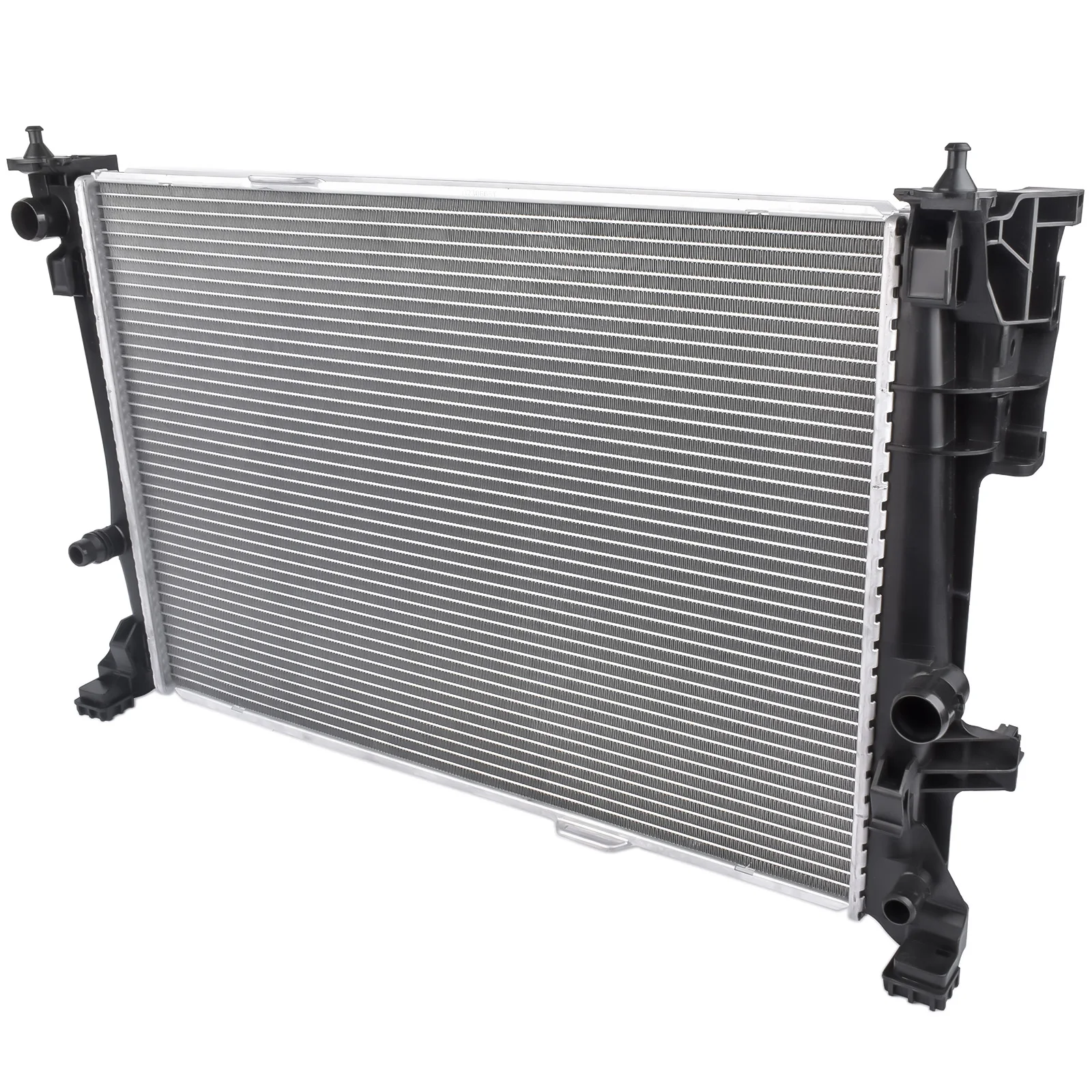 AP02 Radiator For 2014-2017 Mercedes CLA250 GLA250 CLA45 AMG GLA45 L4 2.0L 2465001403