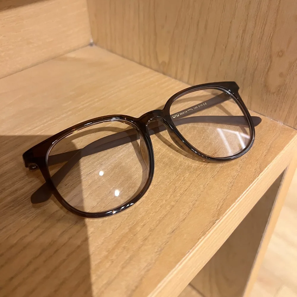 Transparent Anti-blue Light Glasses Retro Lightweight Square Frame Myopia Glasses Eye Protective Anti Radiation