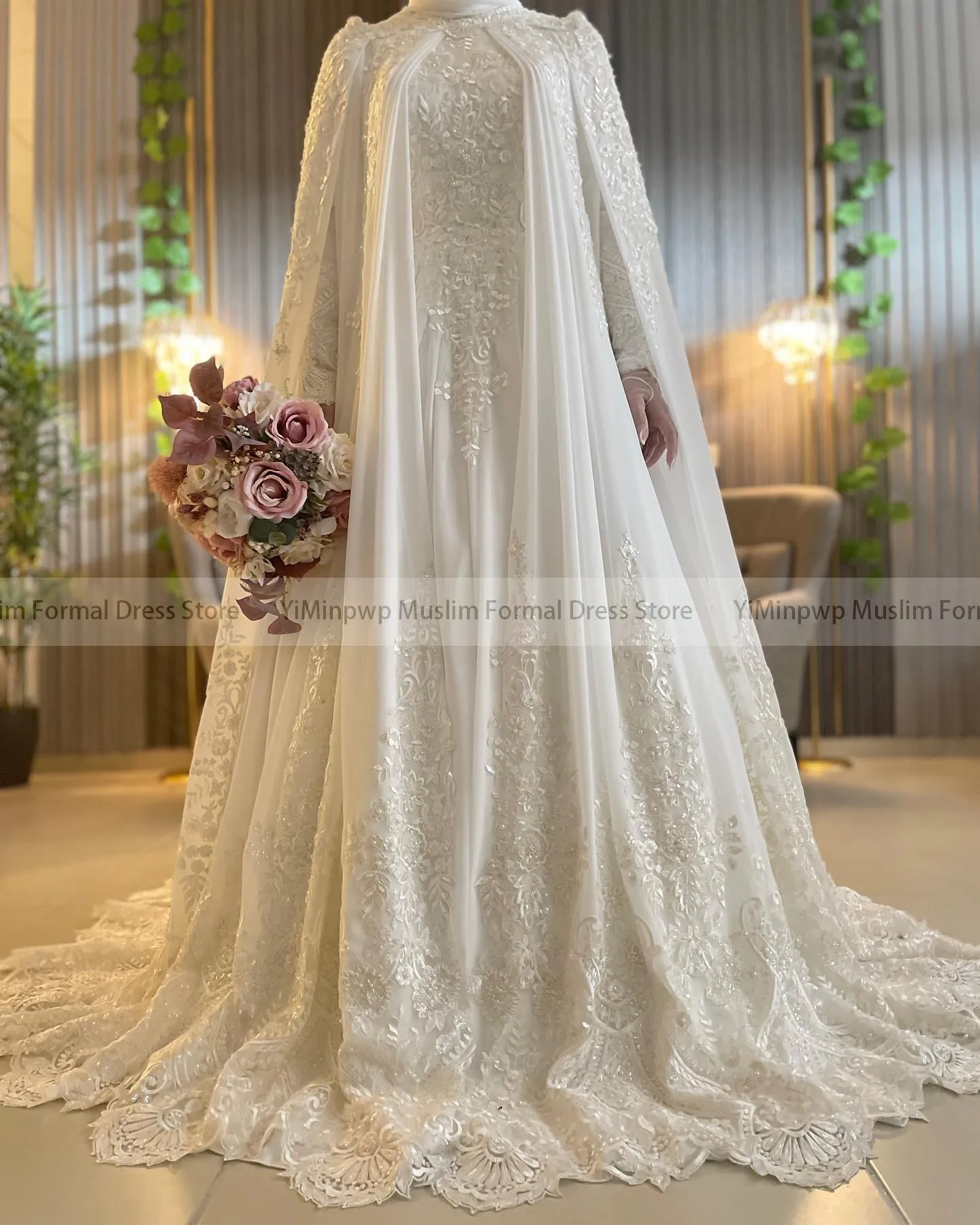 Robes de mariée en dentelle musulmane avec cape, hijab à col haut, manches longues, train de balayage, perles, patients de la mariée, quelles que soient les robes de mariée