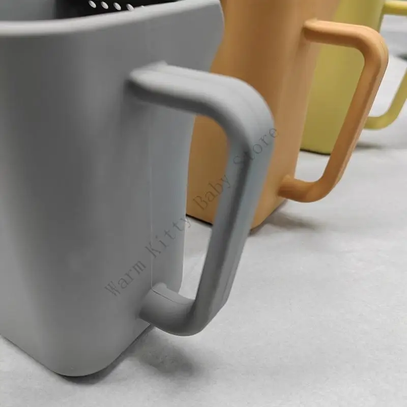 XXFE Baby Silicone Shampoo Cup Soft Fit Design Untuk Bilas Waktu Mandi Lembut