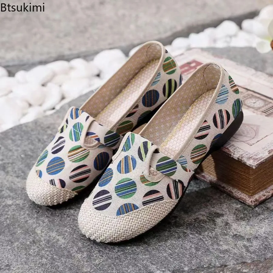 New Women's Summer Breathable Flat Shoes Comfortable Lightweight Casual Shoes Retro Slip on Loafers Woman Daily Work Cloth Shoes