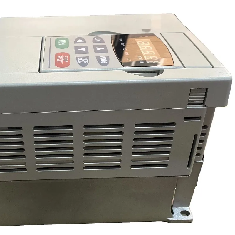 

1.5kw/2.2kw/4kw/5.5kw Frequency Converter Inverter Vfd for Spindle Motor