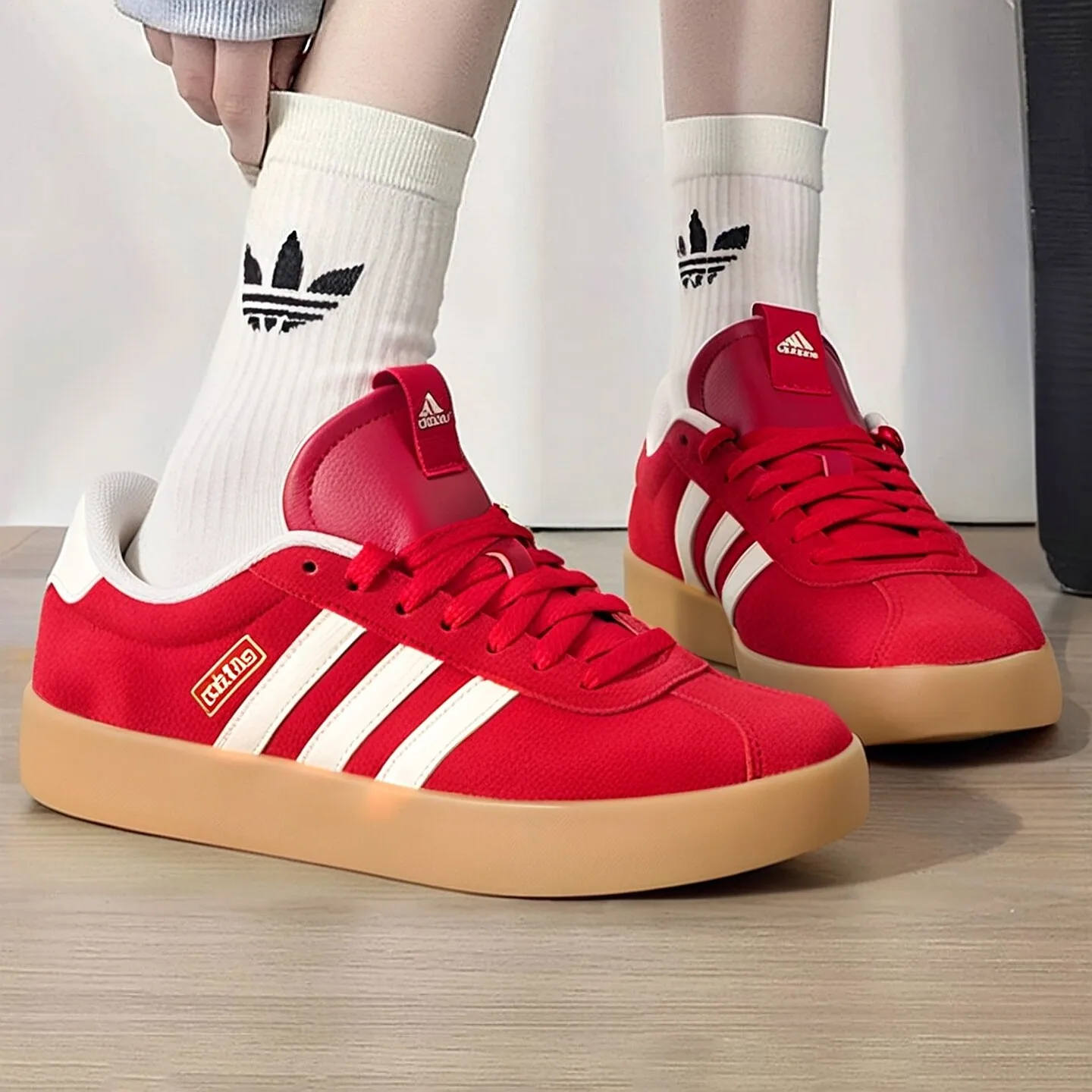Adidas KI5079 Low Top Skate Shoes Lace Up Fabric Lining Soft Midsole Vulcanized Rubber Outsole Retro Red Daily Casual Sneakers F