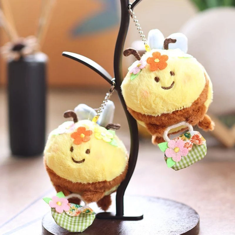 

Attractive Flower Basket with Bee Doll Plush Keyring, Children's Satchel Ornament, Festive Gifts