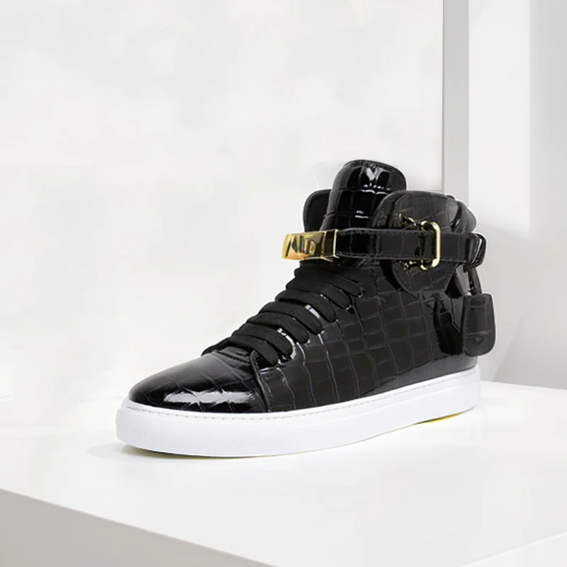 Zapatillas de deporte negras para hombre, zapatos informales de cuero de vaca con cordones y patrón de piedra, zapatillas de negocios con cerradura decorativa, botas planas de lujo