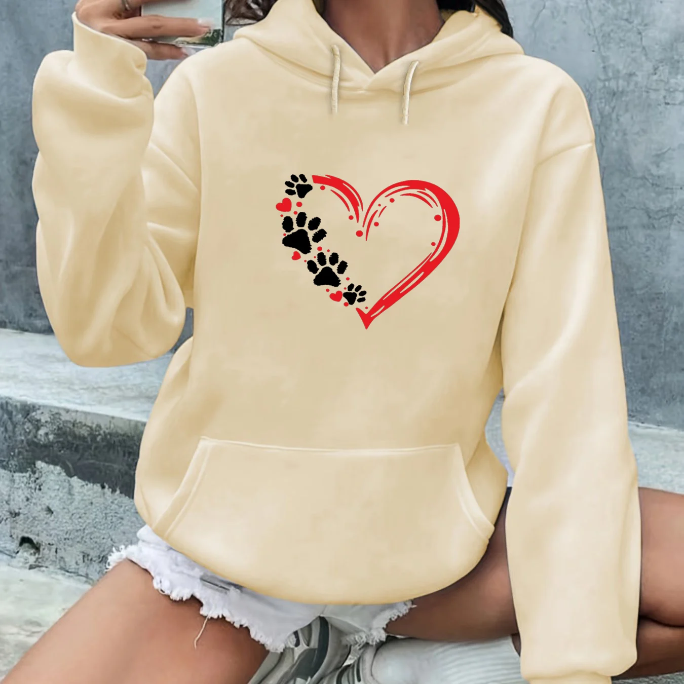 Women's Autumn and Winter Pullover Casual Fashion Loose Heart-shaped Paw Print Hooded Drawstring Warm Long Sleeved