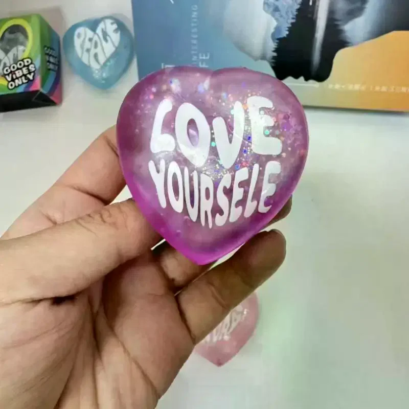Soft Glitter Heart Squeeze Toy - Kids Toys Quotes 评论和价格