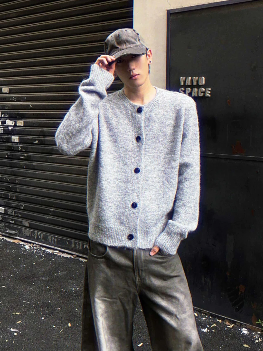 

Мужской кардиган Light Ey: осенне-зимний, в стиле Old Money, мягкий, уютный, вязаный, с эффектом Cleanfit, высококачественный