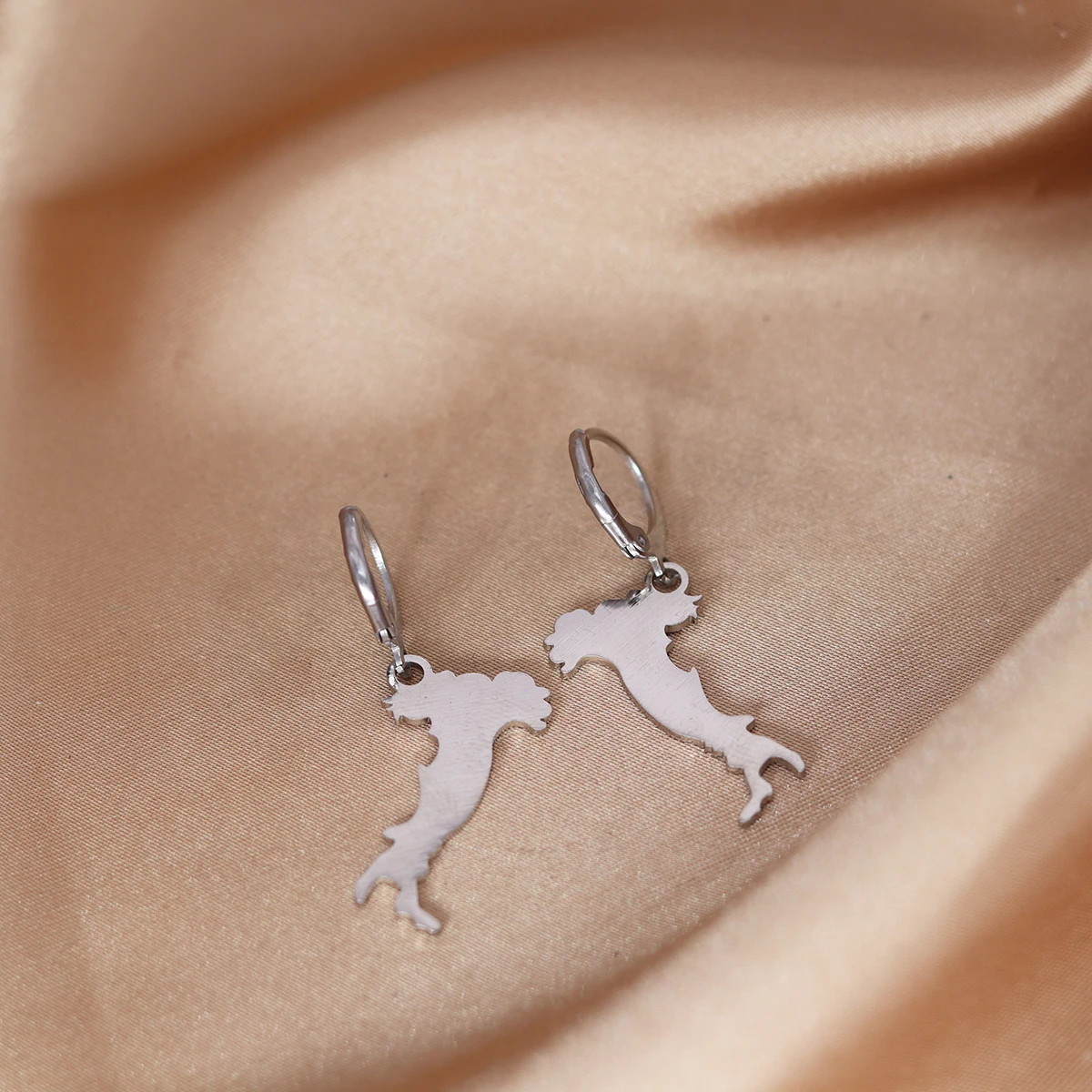 CHENGXUN-pendientes de aro con forma de mapa italiano para hombre y mujer, aretes colgantes de la ciudad de Roma, la encantadora Capital de Italia,