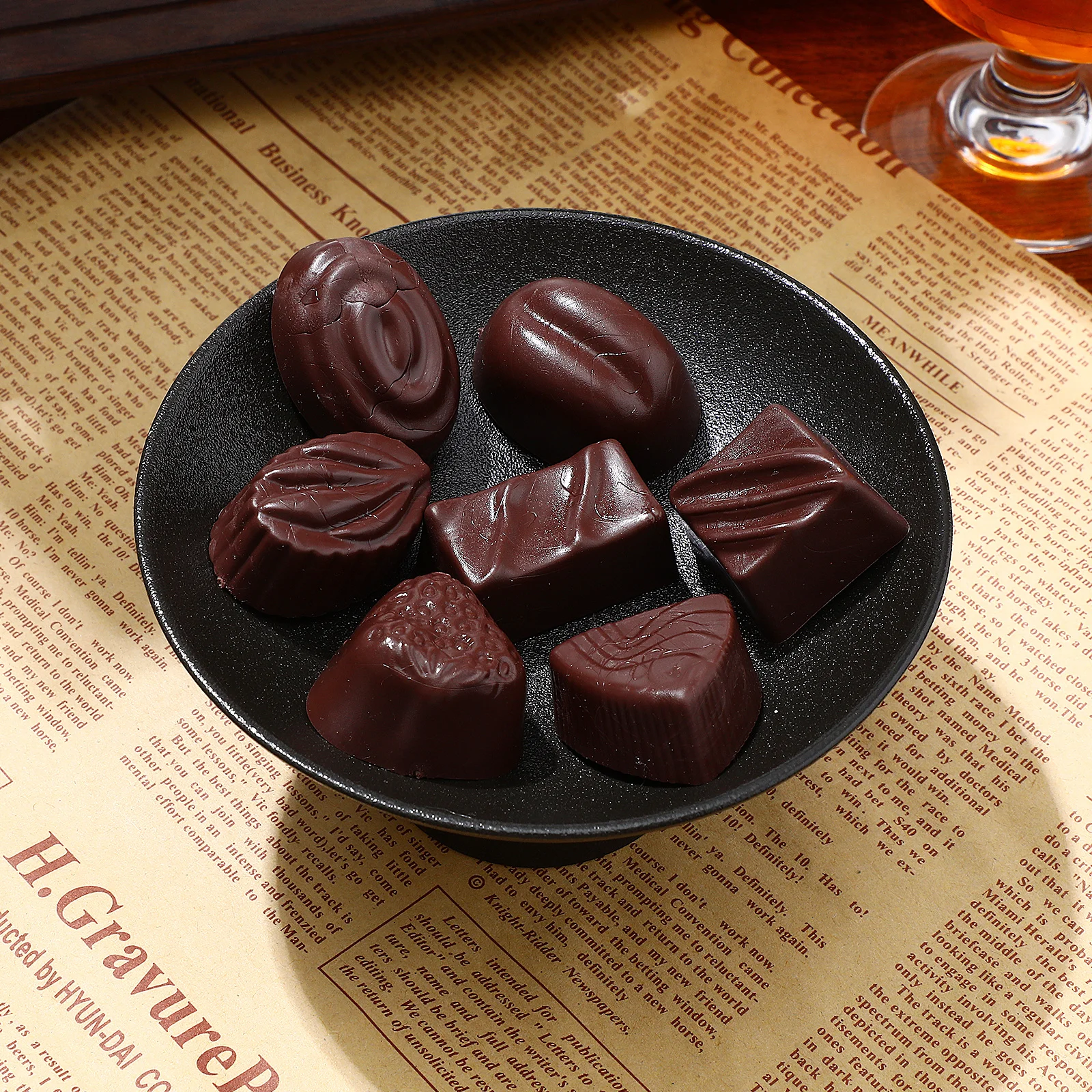 

Eco-Friendly Lightweight Snack Dish Tableware Black Creative Design for Special Occasions Gift Cake Platter Snack Plate