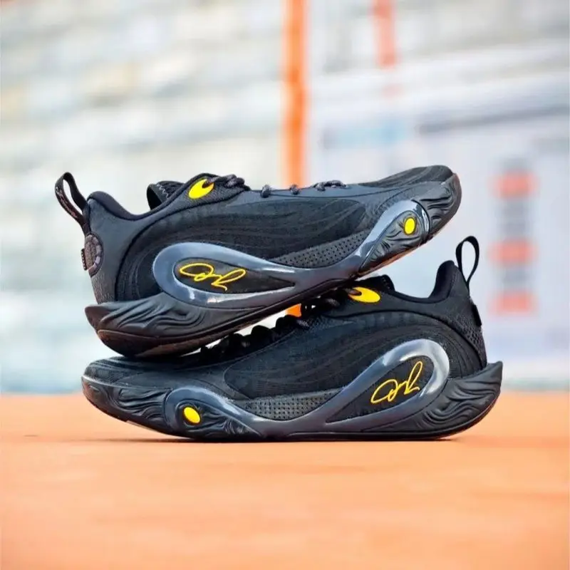 

Lightweight basketball shoes, shock-absorbing, breathable, anti slip, wear-resistant, high elasticity practical sports shoes