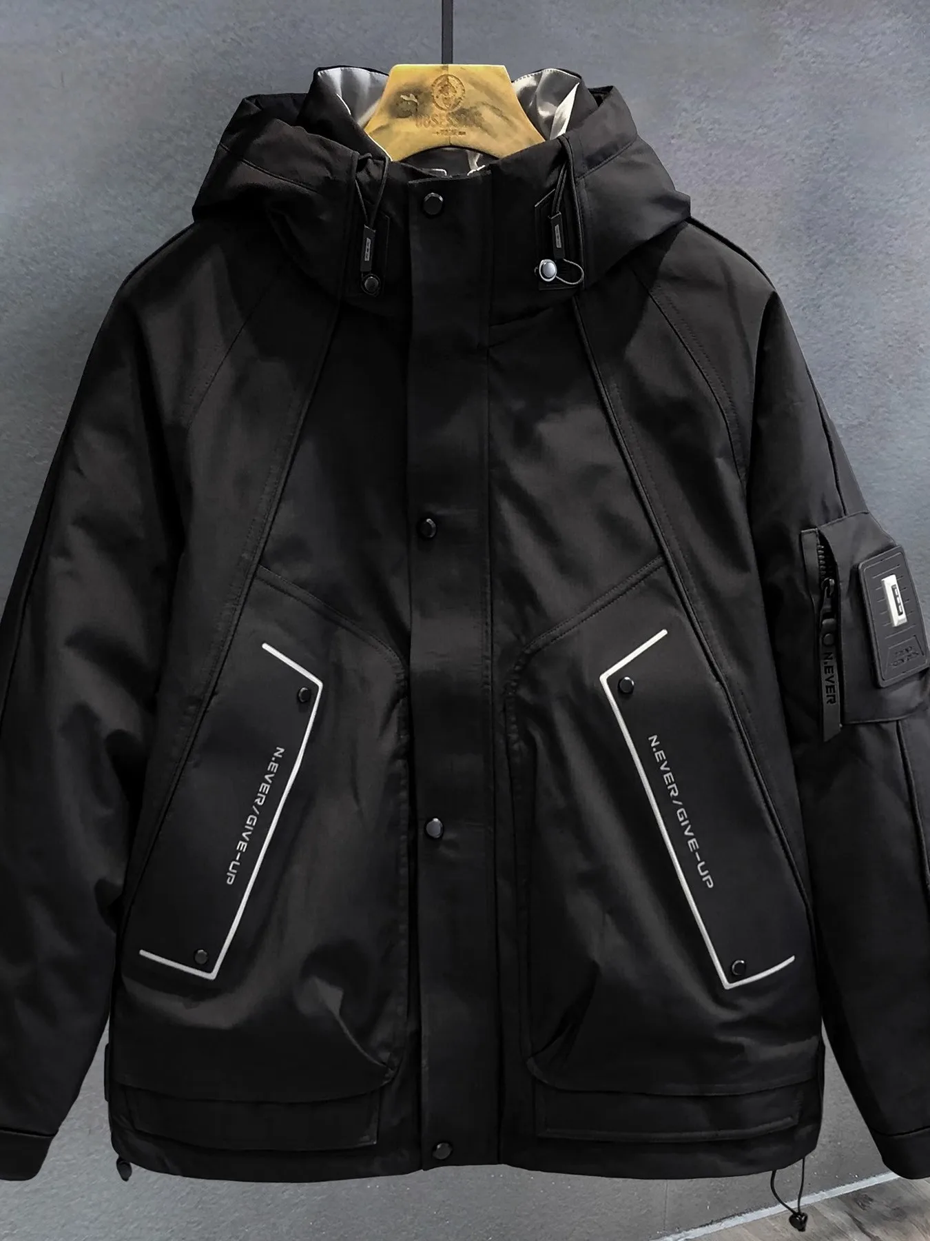 

Новая зимняя утепленная мужская рабочая куртка с капюшоном, теплая, модная, с длинными рукавами, повседневная, в стиле Cleanfit