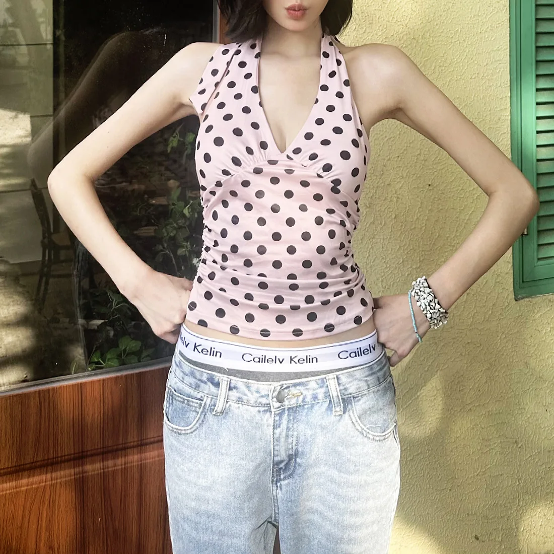 Damen-Top mit V-Ausschnitt, offenem Rücken, Schnürung, Polka-Dot-Muster, figurbetont, Tank-Top-Stil, Y2K-Sommermode, Alltags-Streetwear, Basic-Oberteil. – Detail 18