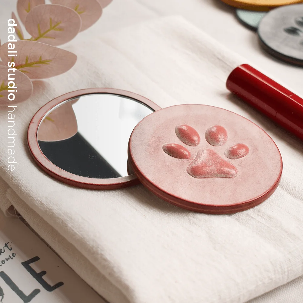 Small Mirror Genuine Leather Cat's Paw Portable Ins Style Simple Fashion Portable Makeup Mirror Fresh Solid Color Japanese Style