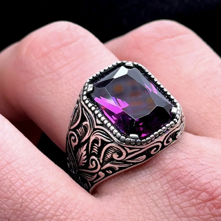 

Vintage Handmade Türkiye Badge Ring Unisex Ancient Silver Carved Ring Purple Green Black Zircon Inlaid Rock Bike Fan Style
