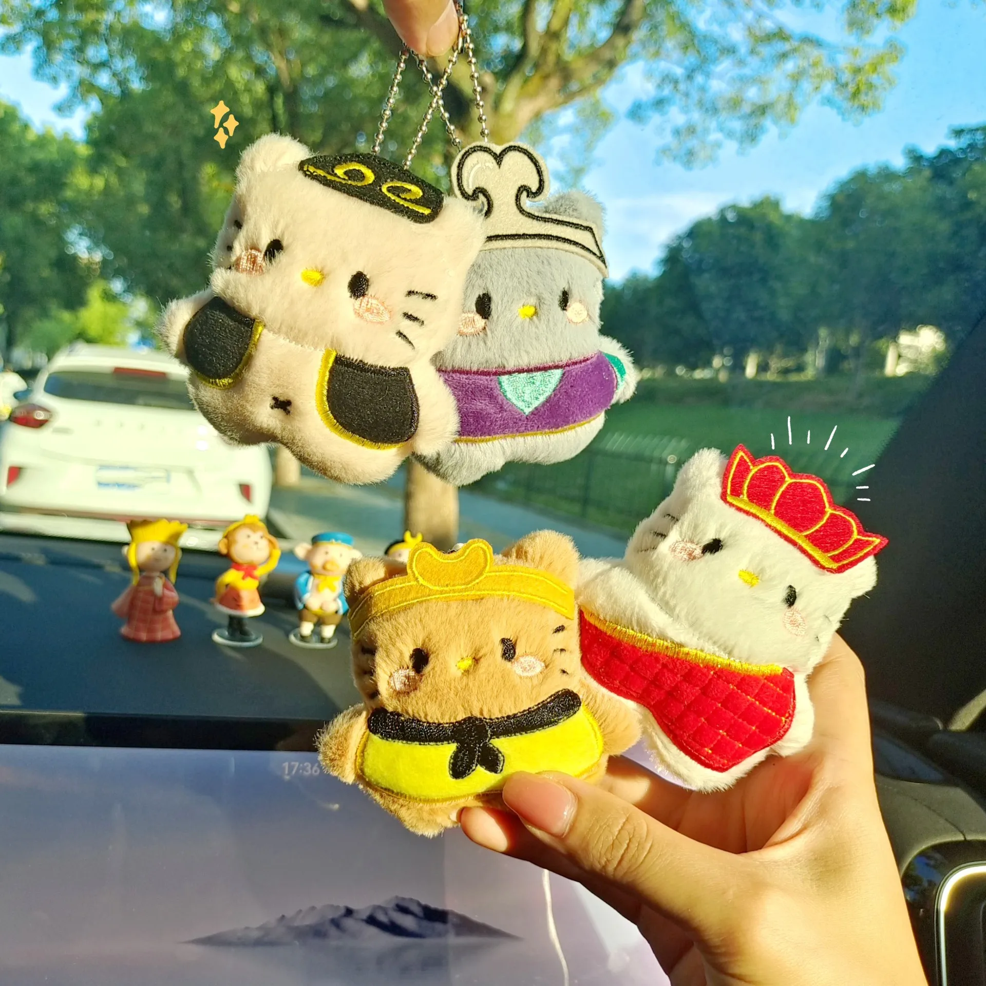 

Cute Kitty COS Journey to the West Doll Pendant Cartoon Mini Plush Toy Pendant Student Backpack Decoration Keychain Gift