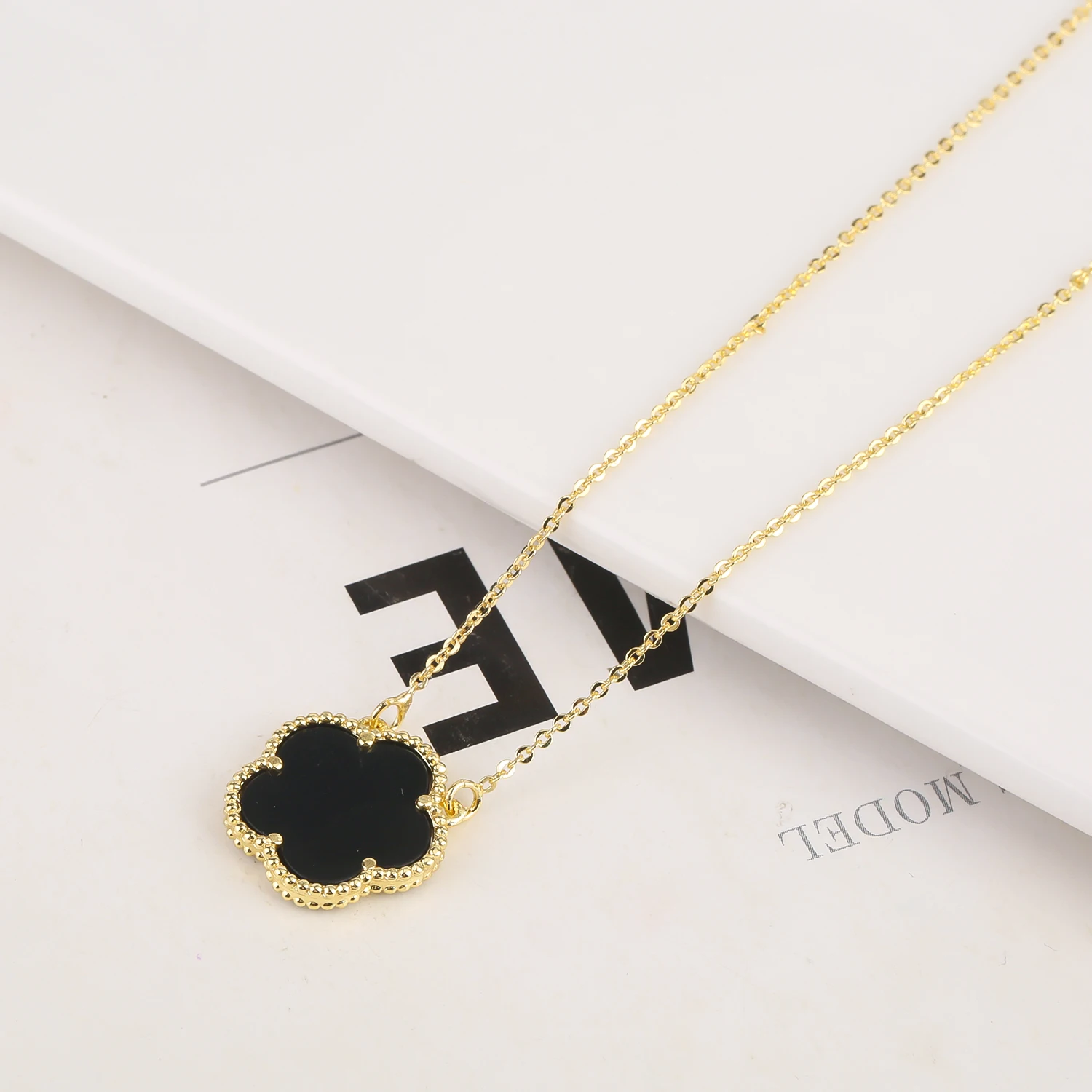 Clavicle Chain New Plant Five Leaf Flower Plum Blossom Double Sided Pendant Necklace for Women Cute Accessories Simple Clover