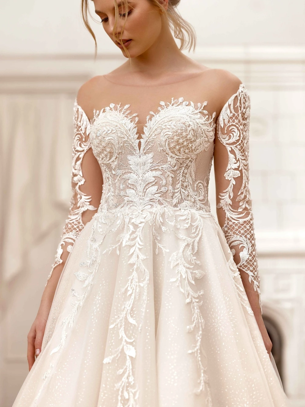 فستان زفاف عصري مزين بالخرز الفاخر للنساء حالمة على شكل حرف A فستان زفاف طويل مخصص أنيق للحفلات ملابس العروس