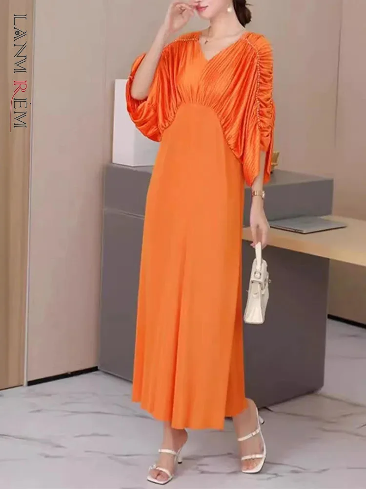 LANMREM Pleated Dress For Women V Neck Batwing Sleeves Stitching Long Dresses Female Elegant Clothing 2025 Spring New 2DB1647