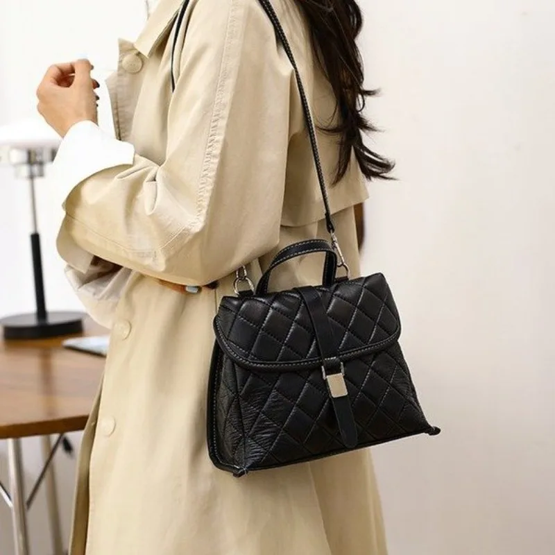 

Luxury Leather Diaper Bag For Women Minimalist Design Handbag Elegant Classic Commuter Large Capacity Bag