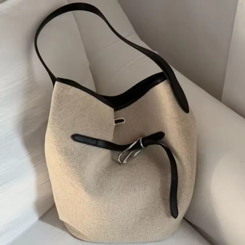 2026 Minimalist Spliced Canvas Bucket Bag Solid Beige Large Capacity Daily Commute Underarm Shoulder Handbag Fashion Casual Bag
