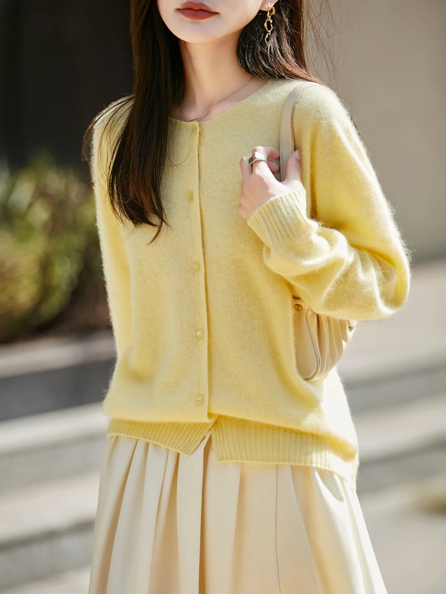 Dámský svetr 100% vlněné kardigany měkký teplý podzimní zimní kašmírový pletený svetr s výstřihem do O-neck svrchní oblečení módní korejský volný svetr - náhled 5