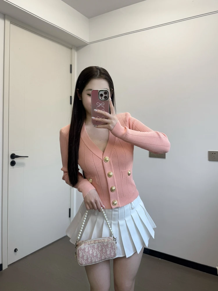 

Классический вязаный кардиган с золотыми пуговицами в виде львов, приталенный крой, весна-лето, модный, для повседневной носки, V-образный вырез, длинный рукав