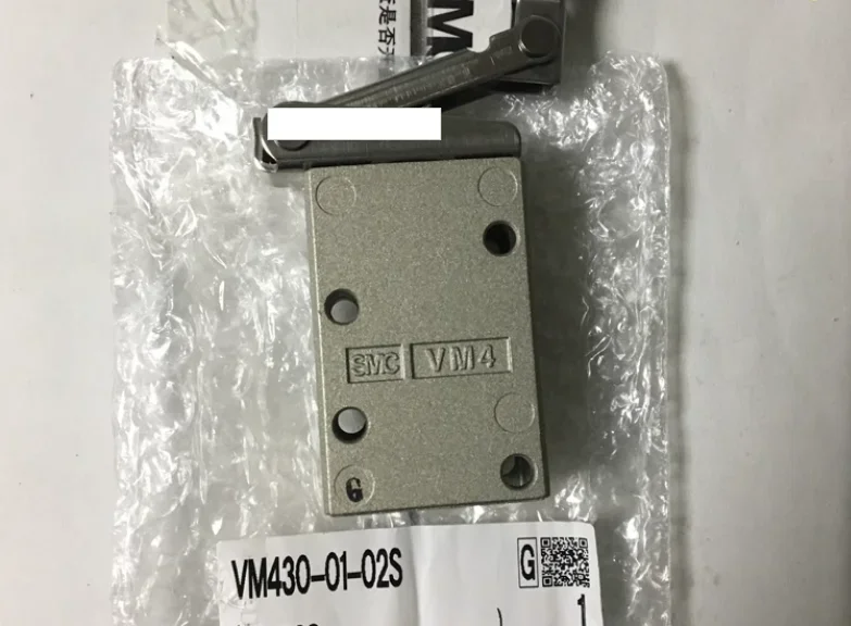 

New original SMC three-way machine control valve VM430-01-02S