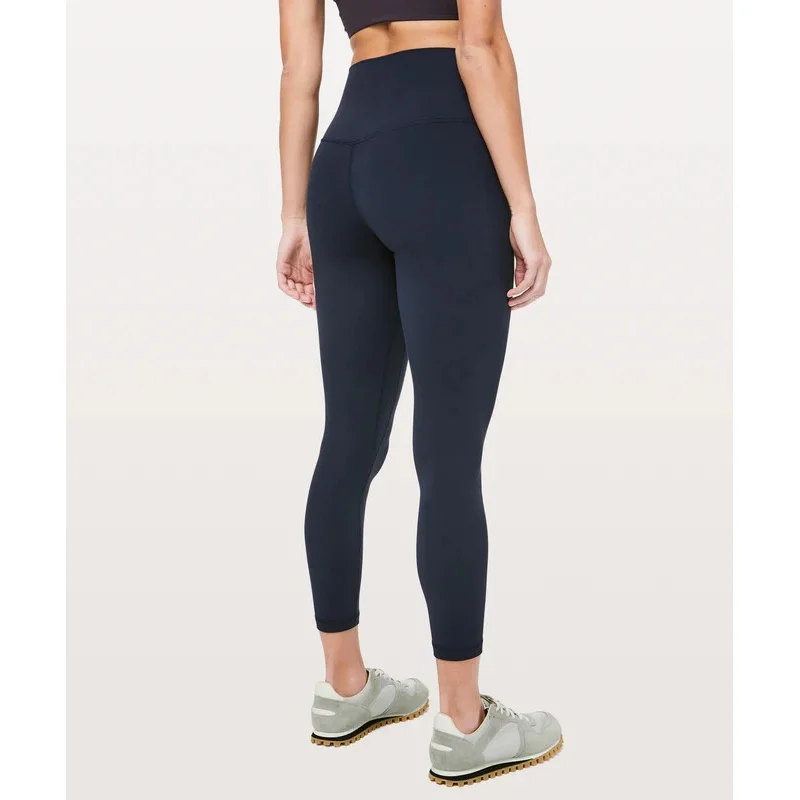 2026 Yoga clothes with high elasticity, no awkward lines, cropped pants, quick drying, women's hip lifting, tight pants