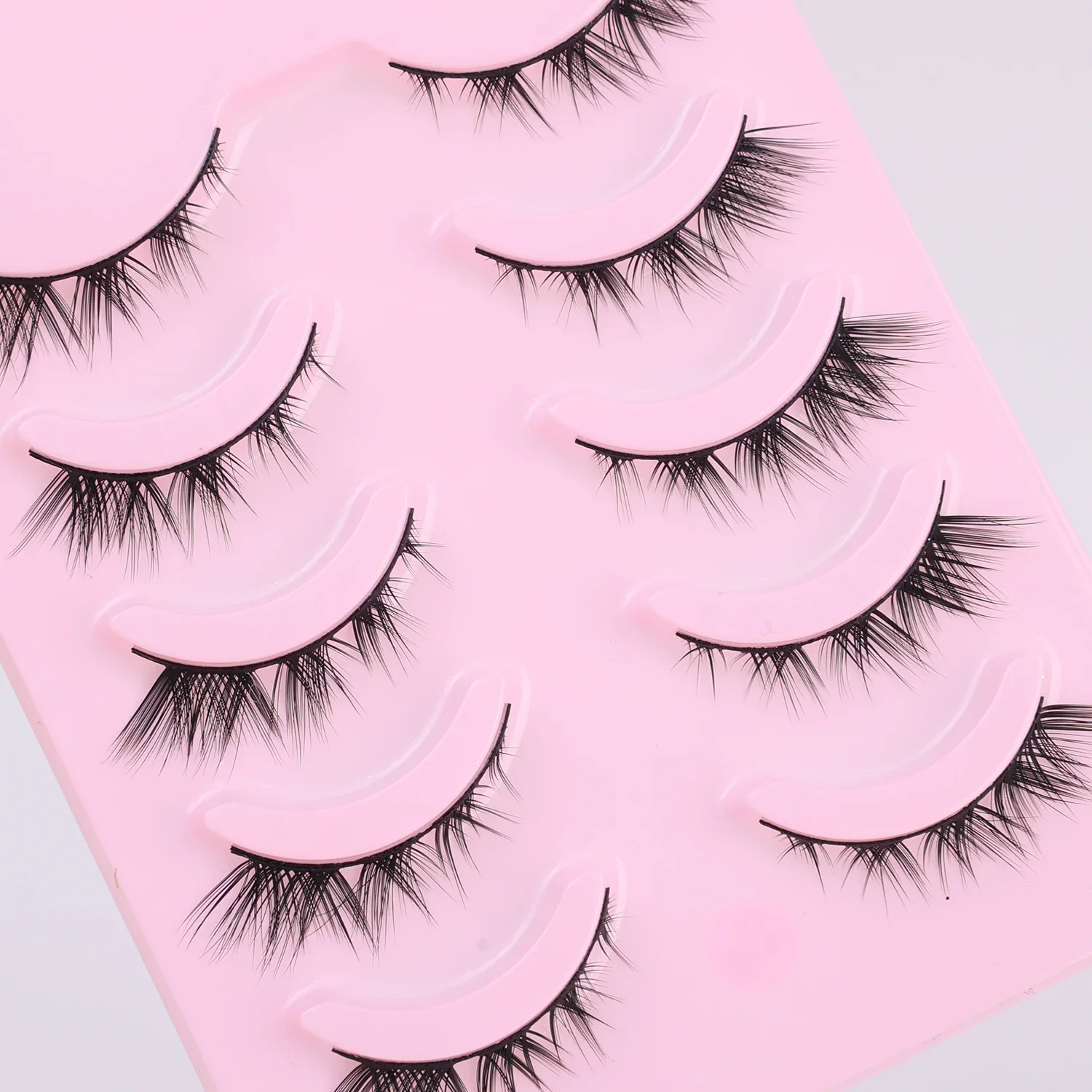 5 Pairs Cat Eye Lashes Faux Mink Eyelashes Winged End Eye Elongated Eyelashes Natural long Manga Lashes Fake Lashes Makeup