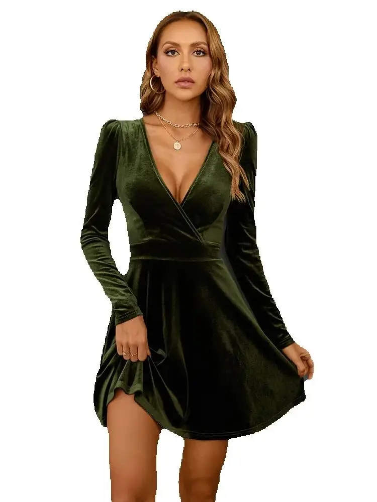 2024 Autumn and Winter V-neck A-pendulum Long-sleeved Velvet Short Dress