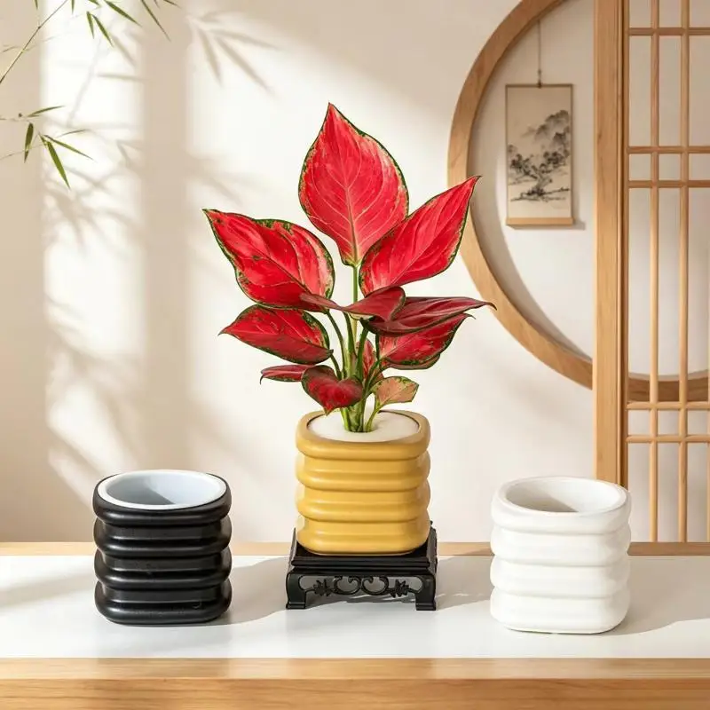 Mini Creative Self Watering Flower Pot with Fish Tank Plastic Plant Planter for Office Desktop Home Green Plant Decor
