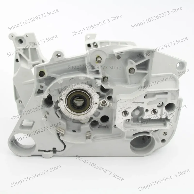 Crankcase Engine Housing Bearing Oil Seal For Farmertec 046 MS460 Chainsaw Aftermarket Replacement Parts OEM 1128 020 2137