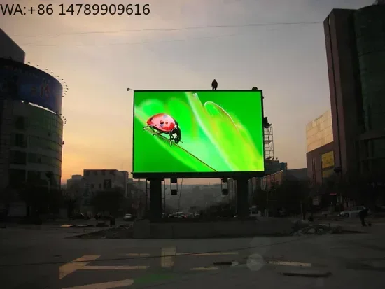 Custom Weatherproof Outdoor LED Display2-Year Outdoor Display With Aluminum Flight Case