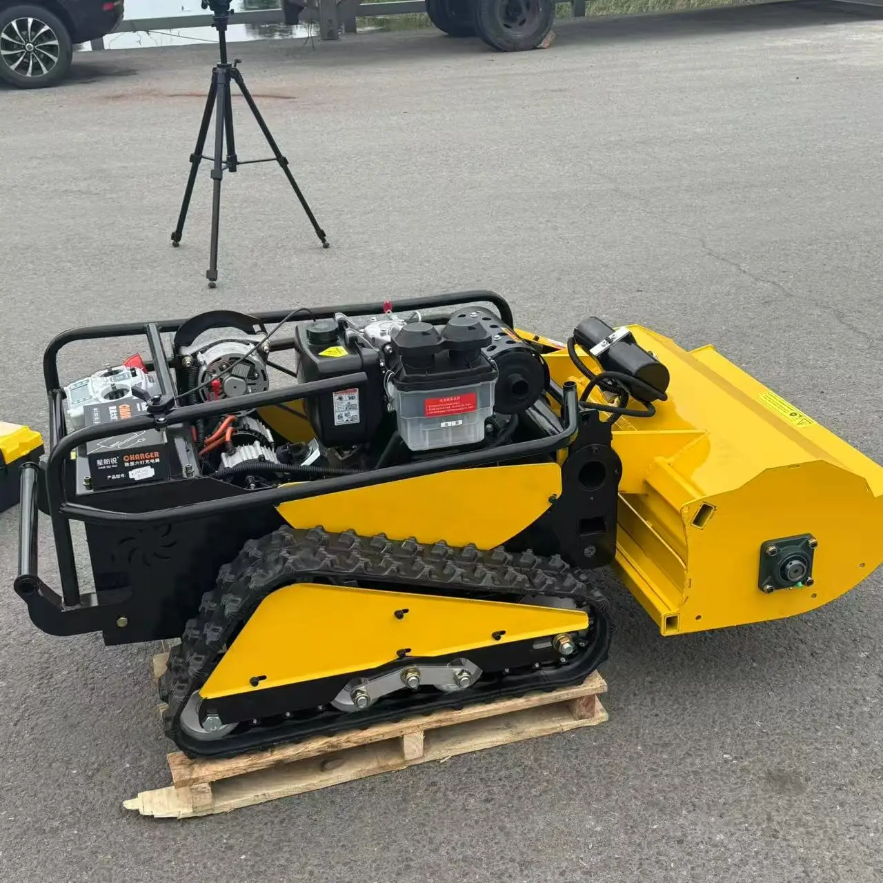 Global Positioning System Tracking   Remote Control Lawn Mower   Remote Control Lawn Mower RC Flail Lawn Mower