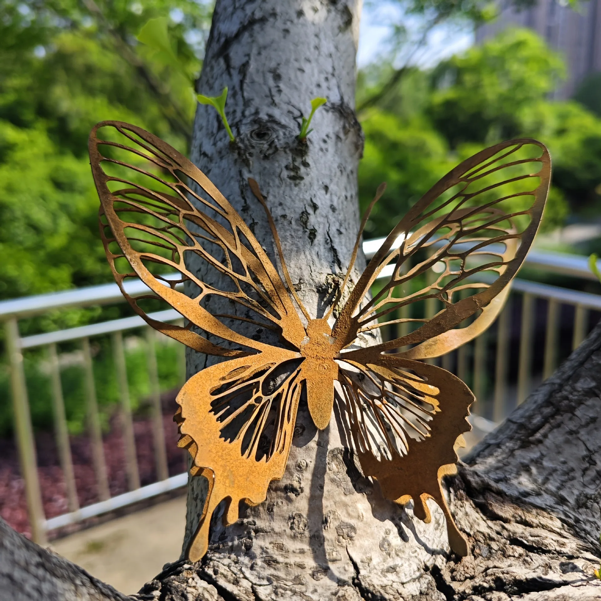Creative Hollow Double Layer 8-Wing Butterfly Wall Art, Outdoor Garden Patio Wall Decor Sculpture