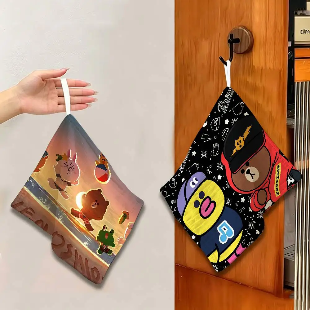 Lines Friends Brown Bear Thickened Polyester Cotton Hanging Towel, High Absorbent Hand Wiping Towel for Indoor Use