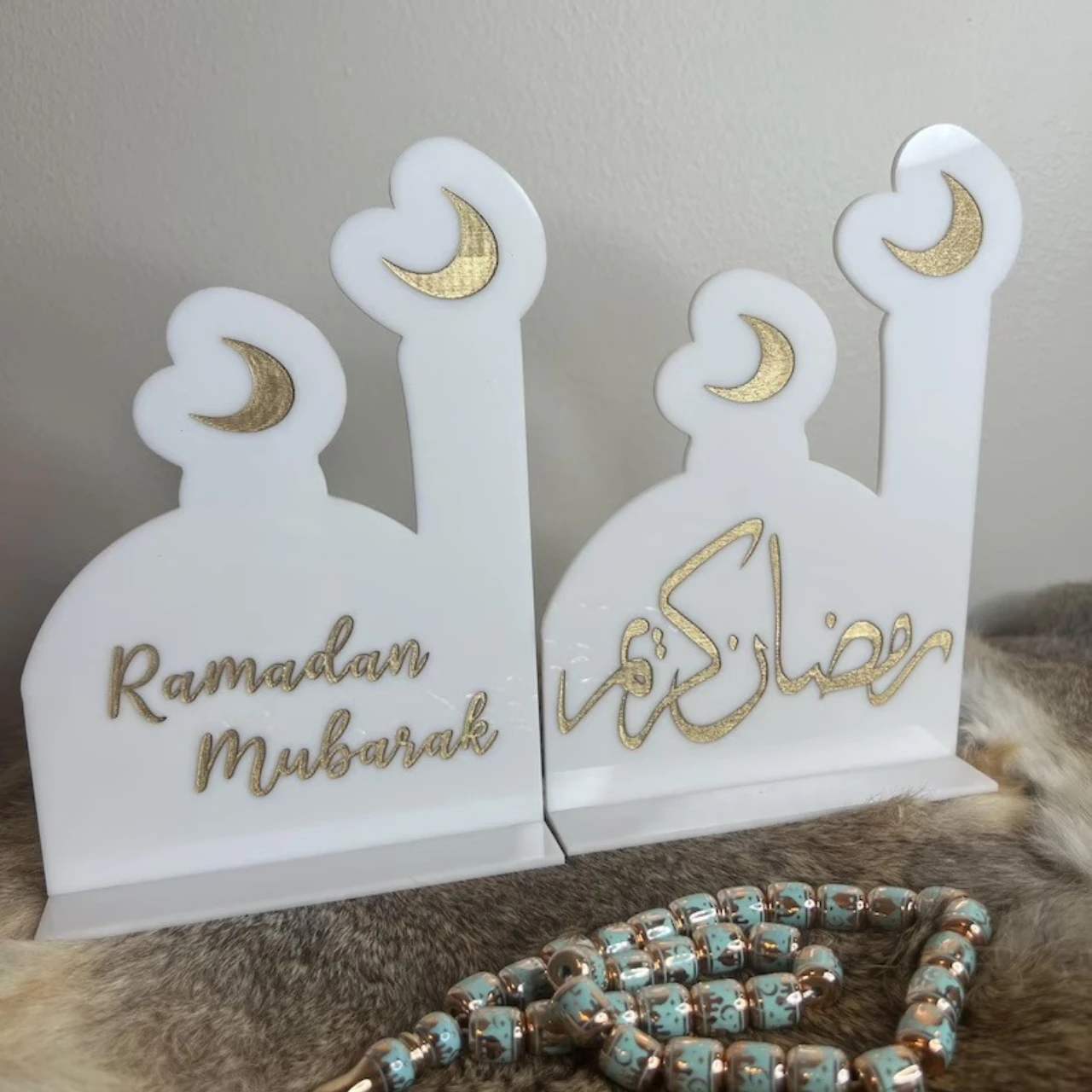 Ramadan Mubarak Acrylic Sign | Islamic Gift | Ramadan Decor | Ramadan Sign | Mosque-Shaped Decoration | Islamic Home Decor