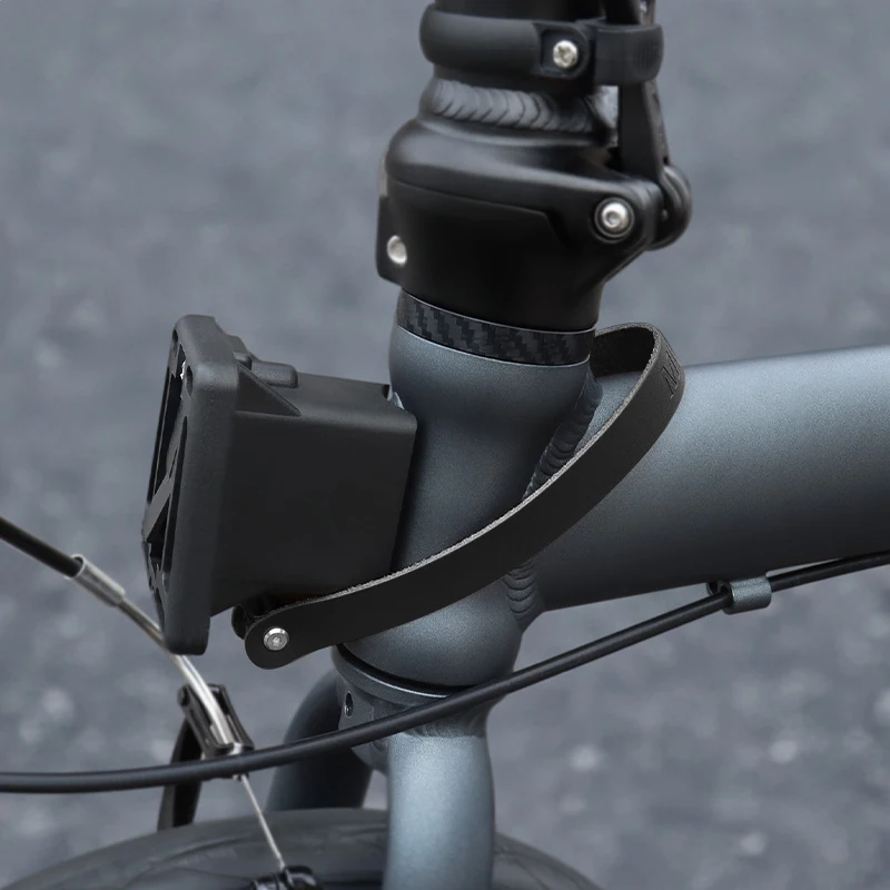 

Кожаный ремень-держатель для переноски с быстросъемной ручкой для Brompton (черный)