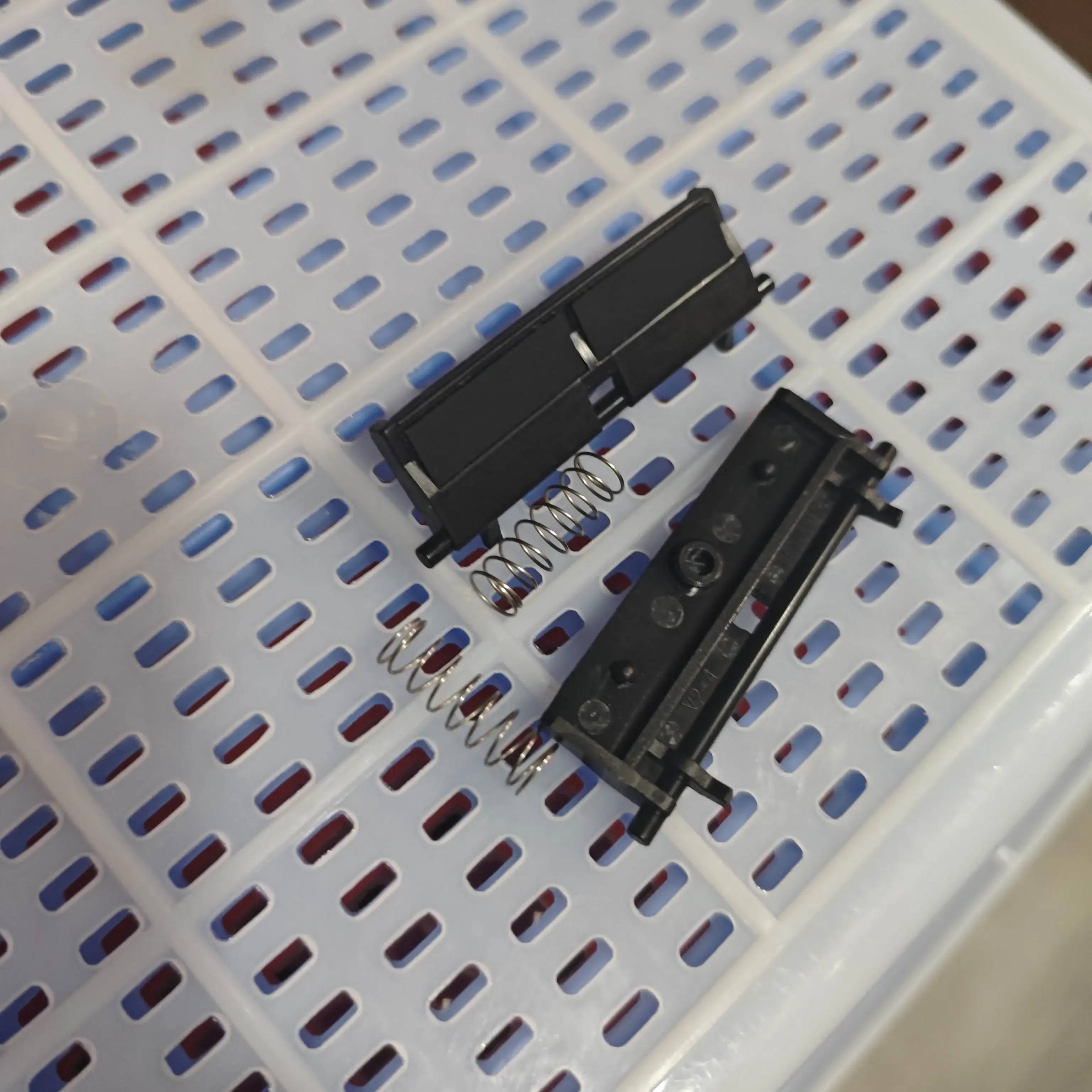 

20pcs RM1-6303-000CN RM1-6397-000CN RM1-7365-000CN Separation Pad for HP P2035 P2035n P2055d P2055dn P2055x M401 M425 M521 M525