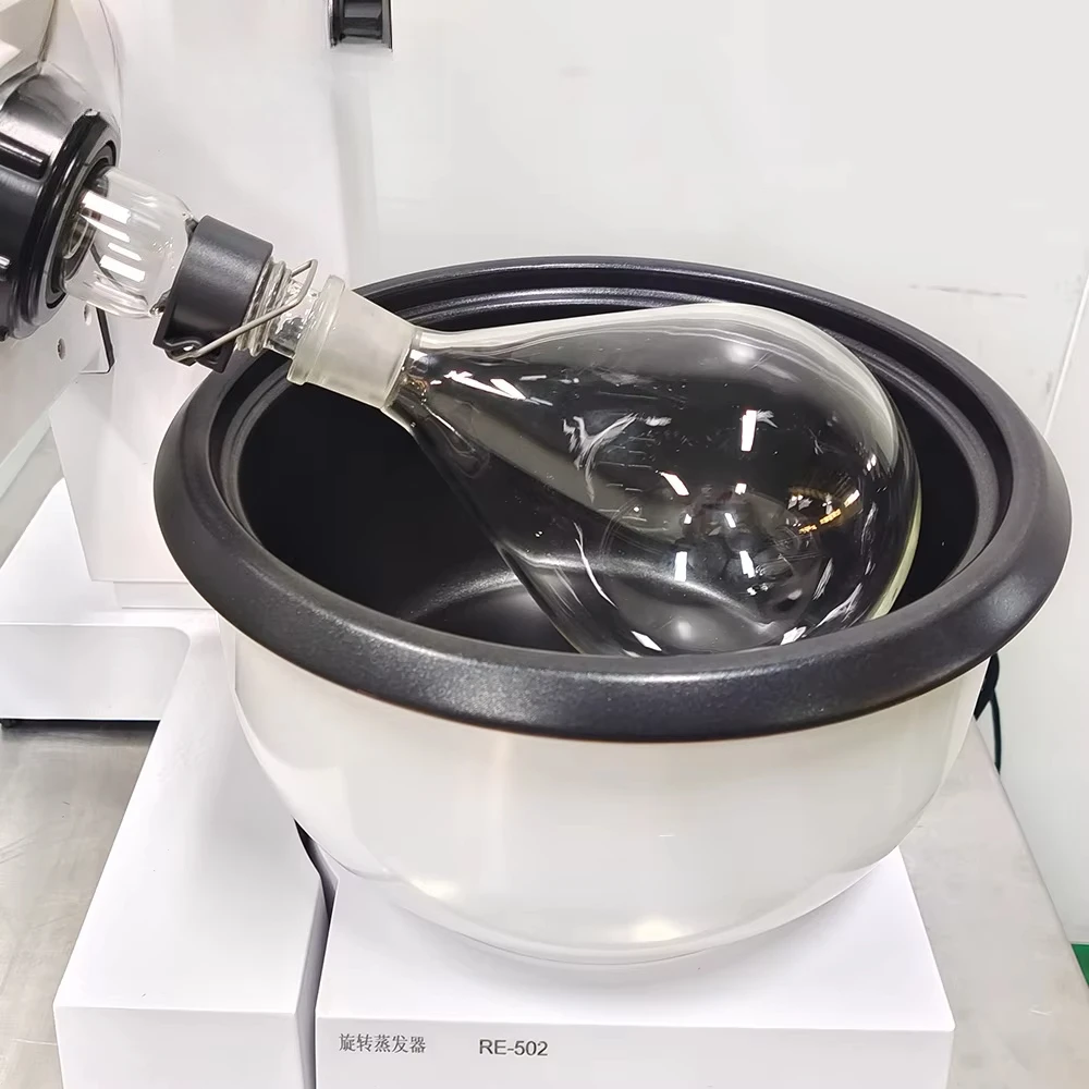 Lab-scale Rotary Evaporator Vacuum Distillation Concentrator Small Distillation Equipment