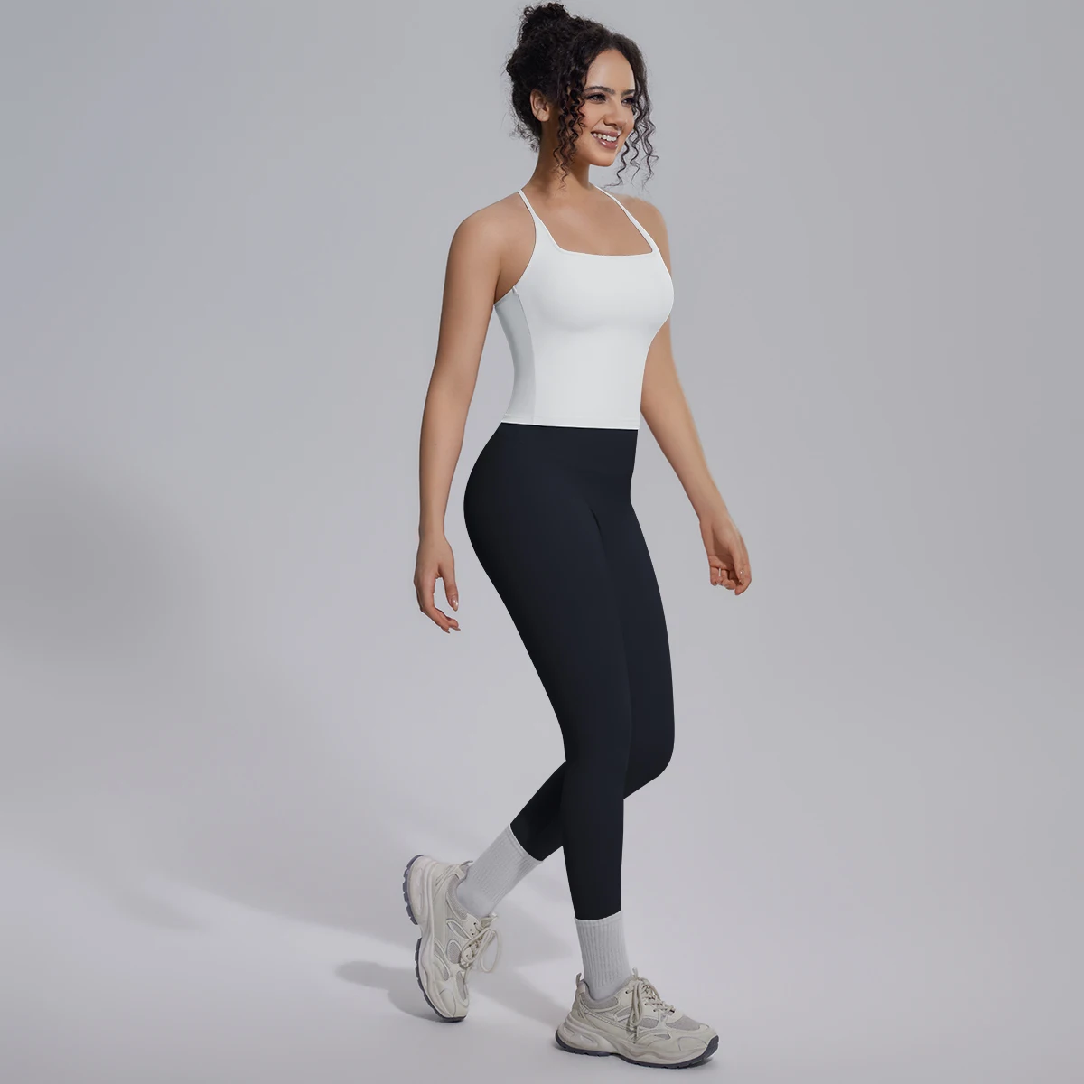Quick Drying Legging Outdoor Running Yoga Set for Womans High Waisted Push Up Female Pants Gym Sexy Beautiful Back Vest Yoga Set